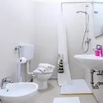 Guesthost - Casa Di Maty 2 Parma